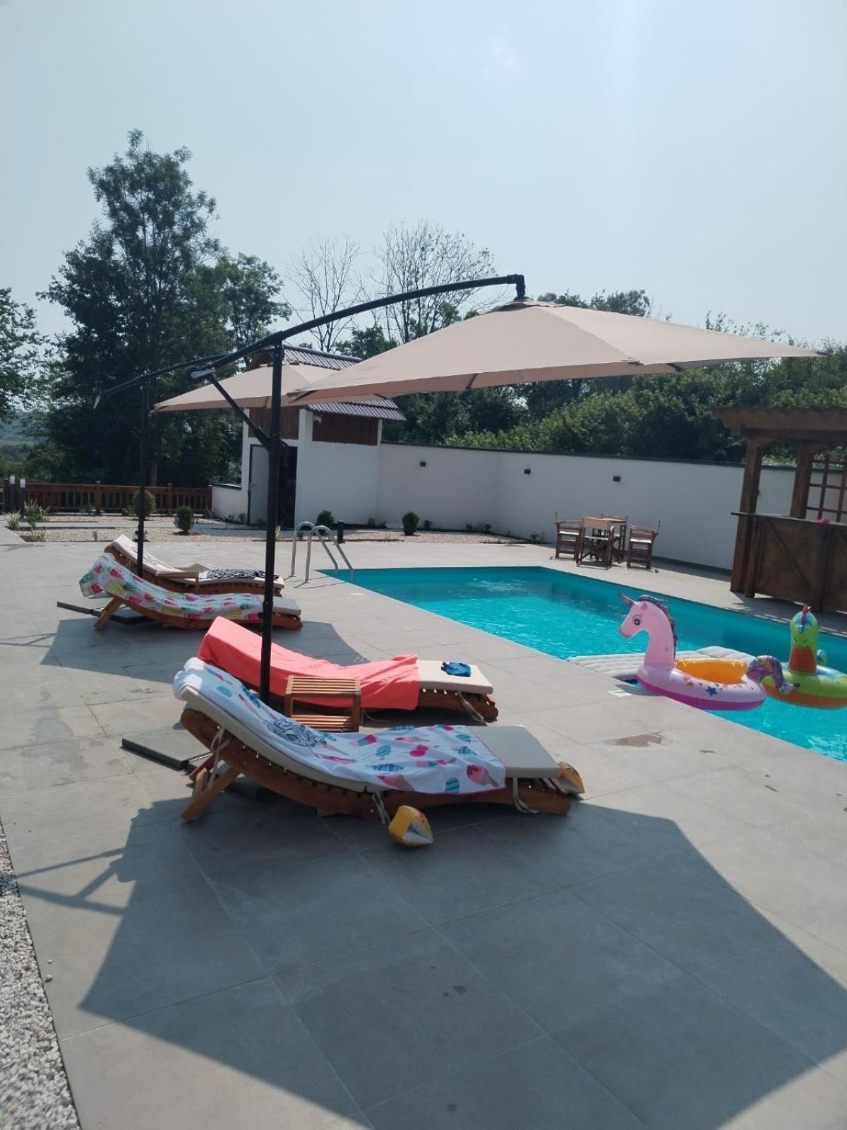 Romantic Lodge Μπάνια Λούκα Εξωτερικό φωτογραφία