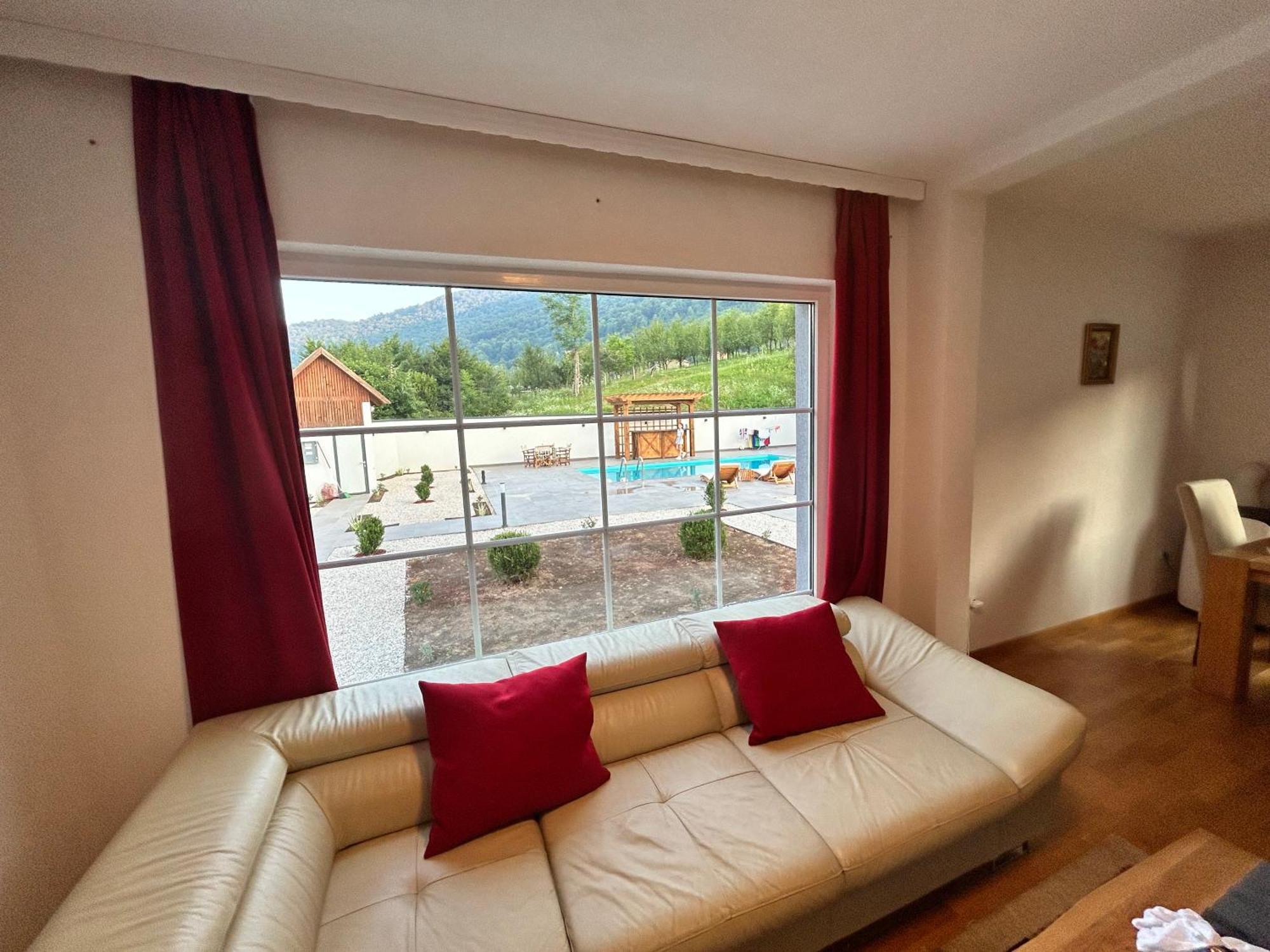Romantic Lodge Μπάνια Λούκα Εξωτερικό φωτογραφία
