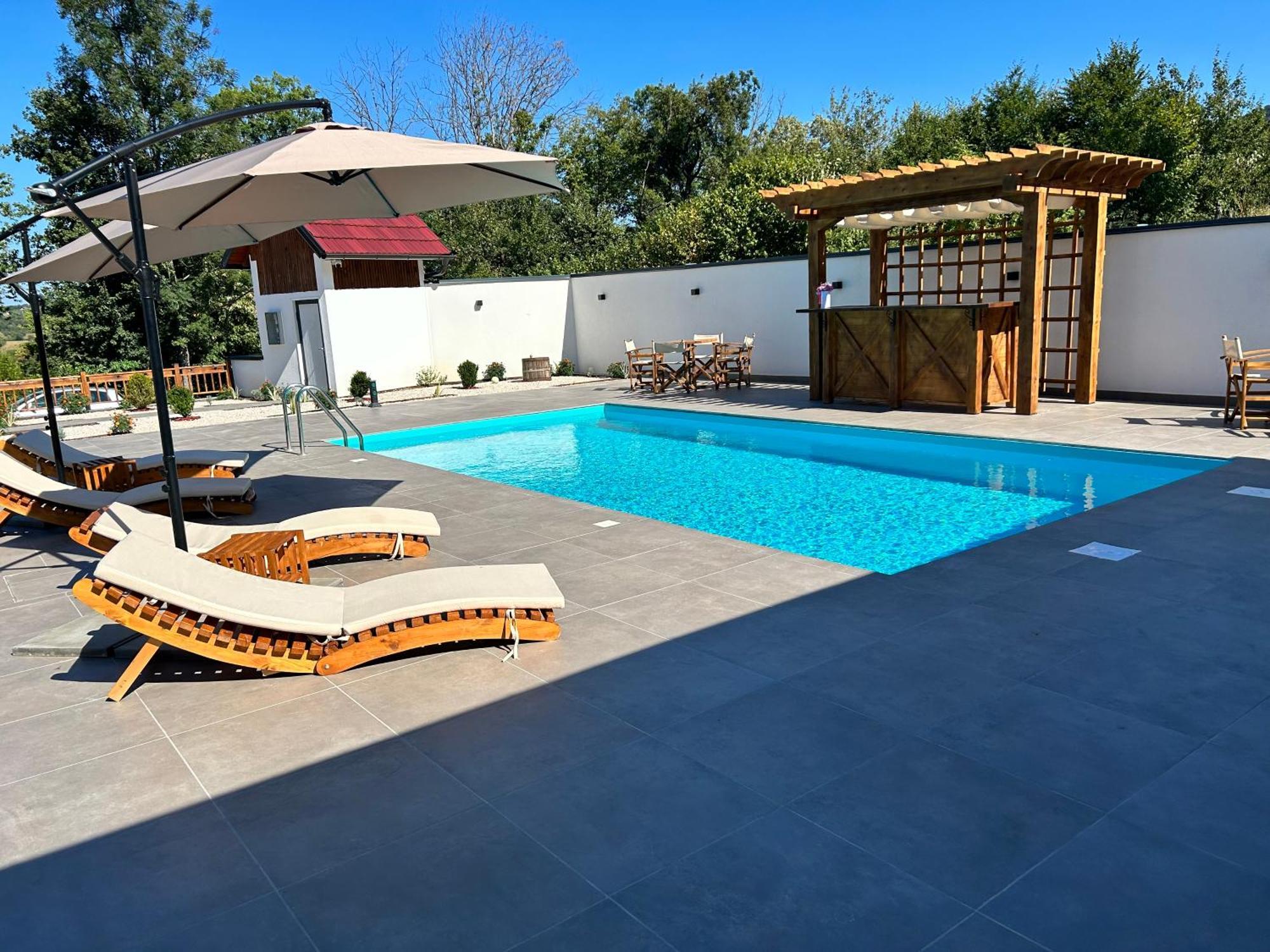 Romantic Lodge Μπάνια Λούκα Εξωτερικό φωτογραφία